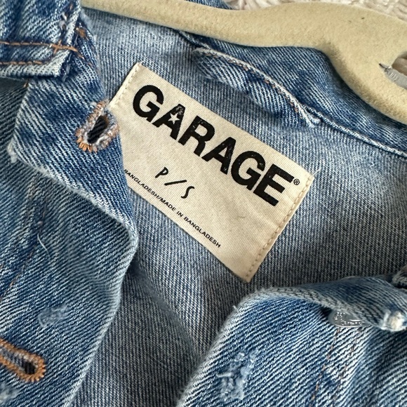 Cropped denim Jacket (Garage) - Picture 2 of 3
